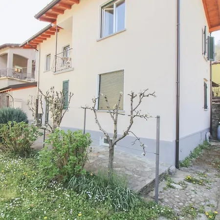 Casetta Pina Apartment *